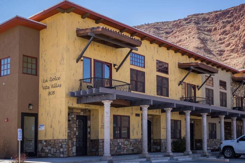 Luxury Downtown Rental - La Dolce Vita Villa #3 Moab Kültér fotó