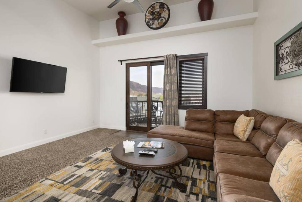 Luxury Downtown Rental - La Dolce Vita Villa #3 Moab Kültér fotó